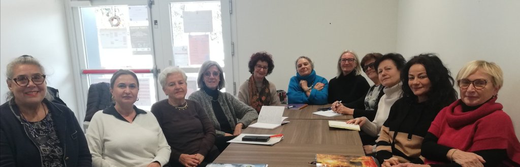 Affidarsi a un alter ego al quale far interpretare la nostra vita può risolvere i problemi. L’esempio della coniglietta Maya. Nel quarto incontro di Nero su Bianco la visita dell’assessore al sociale Daniela&nbsp;Florio