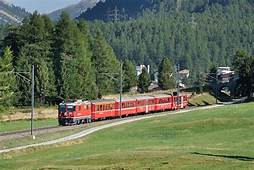 Bernina express. Lampi di Federalismo di nonno Vico. Viaggio nel rispetto delle minoranze, solidarietà e sussidiarietà, orgoglio di un Paese libero e&nbsp;confederato