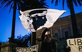 La Corsica brucia, arde il fuoco dell’indipendenza! Dopo l’aggressione di Yvan Colonna, iniziate le proteste  contro il centralismo francese. Tutti i movimenti autonomisti europei vicini al fiero popolo corso che chiede da sempre il rispetto della sua&nbsp;identità