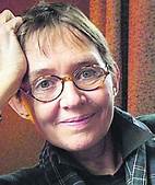 “Va dove ti porta il green pass”. E’ il nuovo best seller di Susanna Tamaro che in una lunga lettera al premier, lamenta quanto il lasciapassare verde limiti l’Italia, ne condanni la forza creativa e metta in pericolo la sua&nbsp;economia