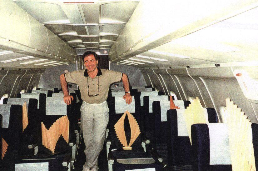 Emanuele Viscuso, artista eclettico, ricorda la prima mostra “in volo” delle sue sculture, nel&nbsp;1996