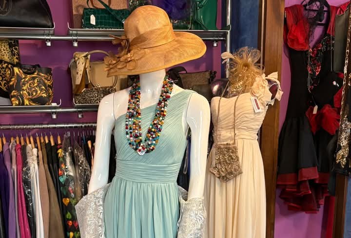 Il Vintage, un viaggio nel tempo che si può anche indossare. Emozioni nella Bottega di&nbsp;Federica