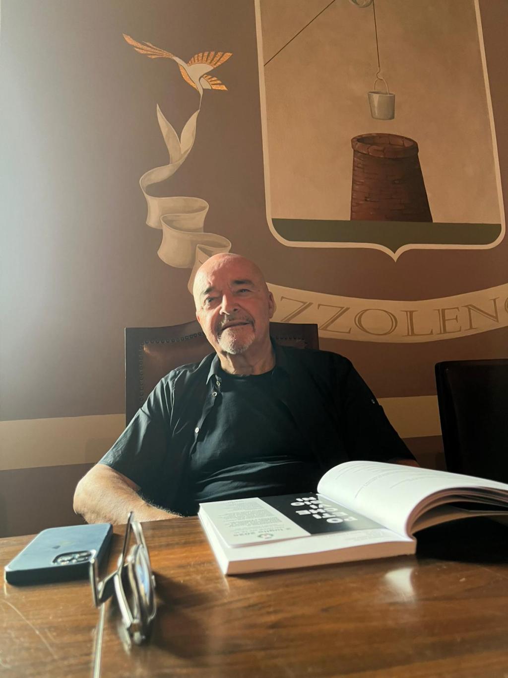 Vanessi lascia il segno a Pozzolengo con le sue “Poetiche Visioni”. Un fluire di sensazioni, pensieri, emozioni, rabbia, propositi,&nbsp;critiche…