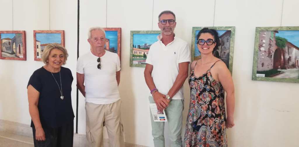 Willy Tonoli nel blu dei suoi dipinti mescola le carte della&nbsp;geografia