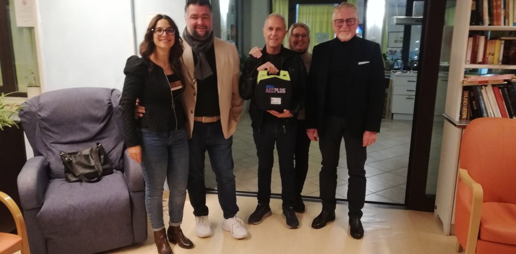 Un defibrillatore a Villa Oceano per una migliore gestione delle&nbsp;emergenze